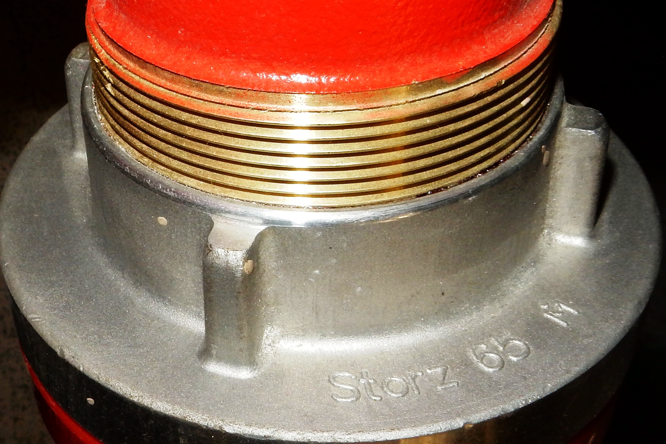 Storz british standard piping hydrant outlet